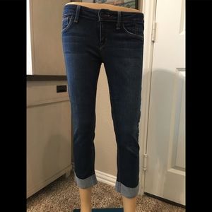 FADE TO BLUE SLIM STRETCH CROP CAPRI JEANS – SZ 26